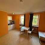 2-rent Group Han53 Apart-hotel