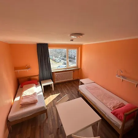 Budget Olympia Park Apartmenthostel 53