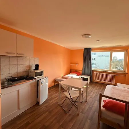 Budget Olympia Park Apartmenthostel 53 * Munich