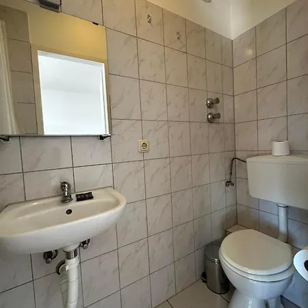 Budget Olympia Park Apartmenthostel 53 * München