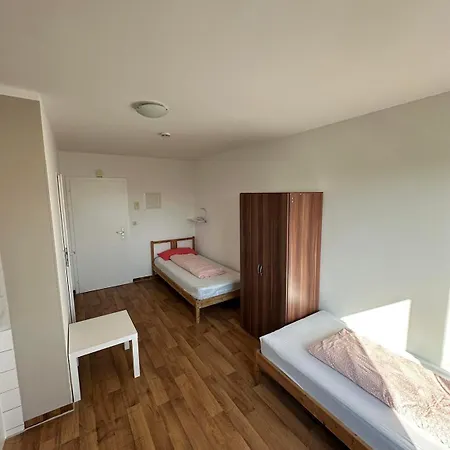 2-rent Group Han53
