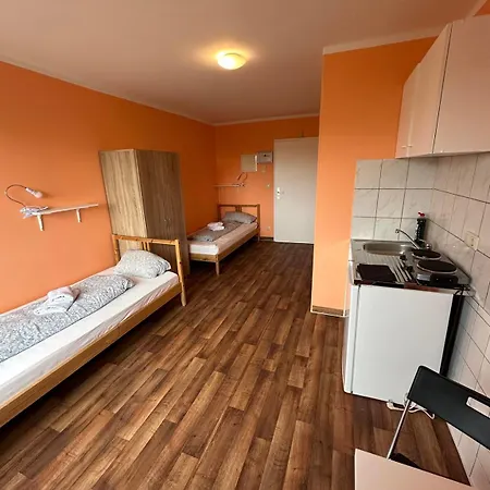 2-rent Group Han53 *