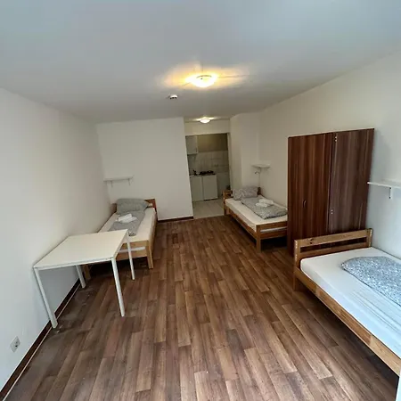 Ostello 2-rent Group Han53 *