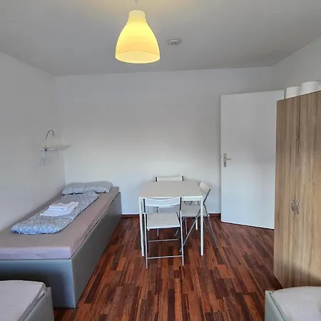 2-rent Group Han53 *