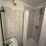2-rent Group Han53