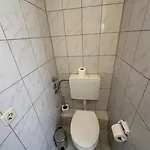 2-rent Group Han53