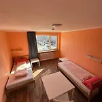 2-rent Group Han53