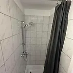 2-rent Group Han53 *