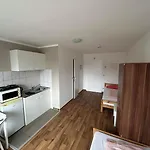 2-rent Group Han53