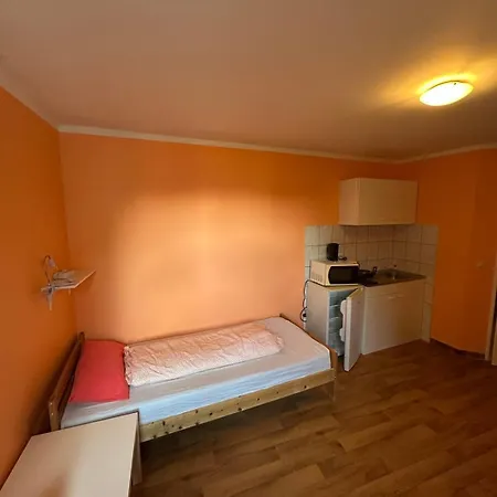 Ξενοδοχείο με διαμερίσματα 2-rent Group Han53 *