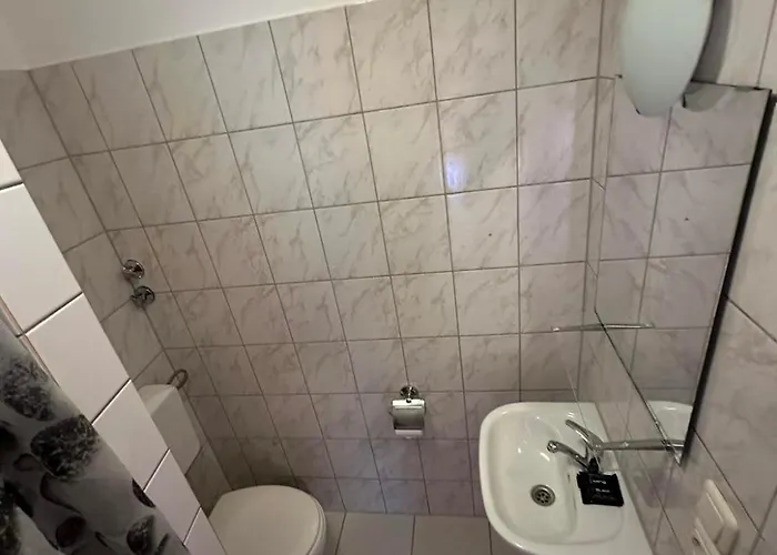 2-rent Group Han53 *