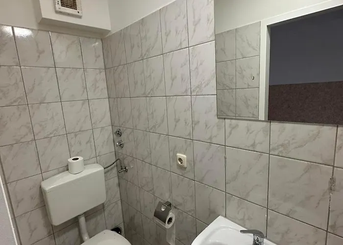 2-rent Group Han53 * Munich